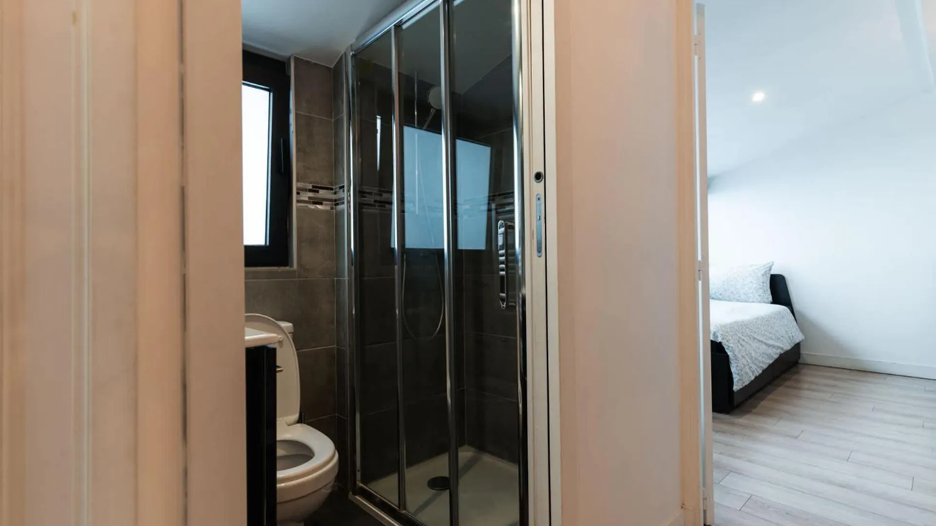 Loft House 3 Bedroom Bastille, Marais Ac By Lcc Agency *