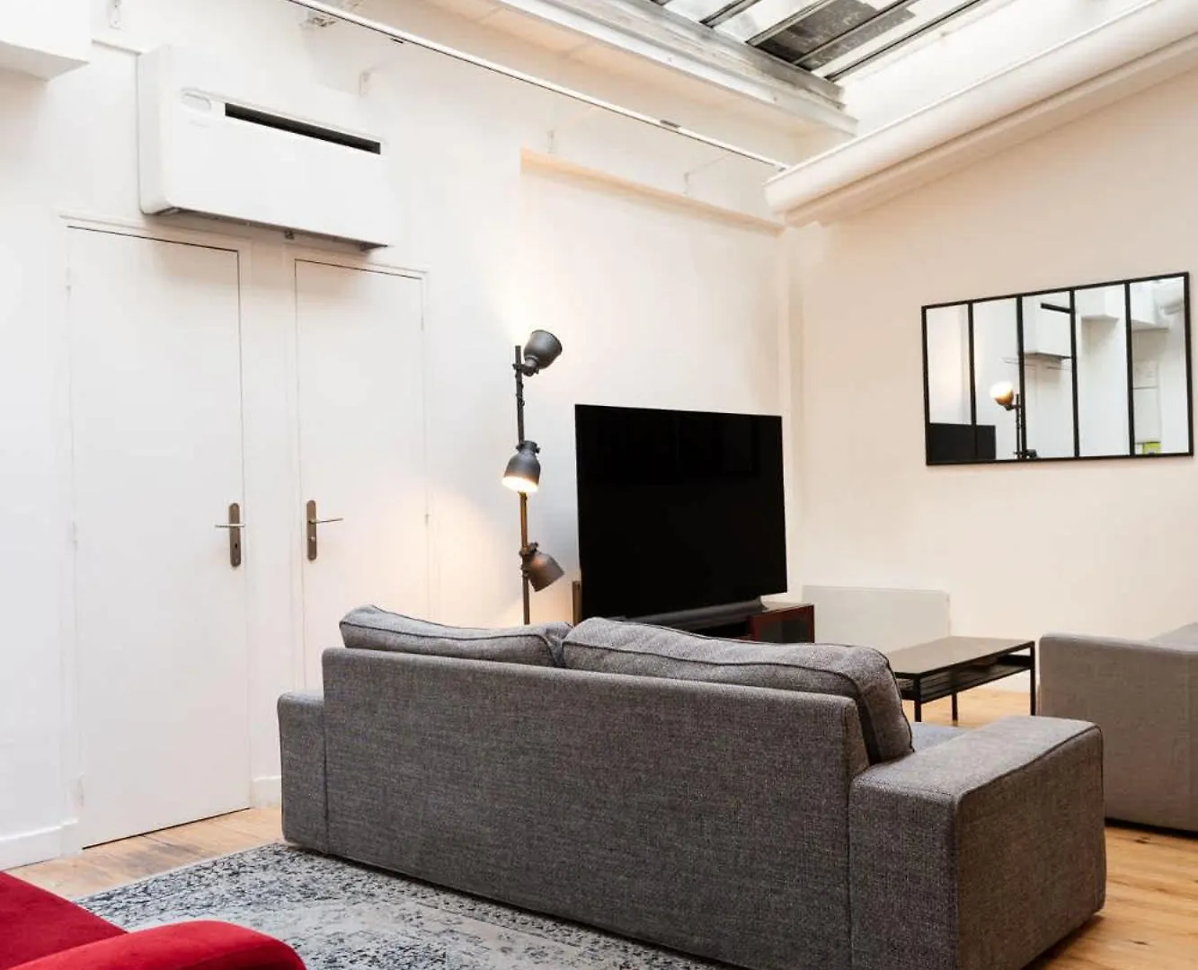 Loft House 3 Bedroom Bastille, Marais Ac By Lcc Agency